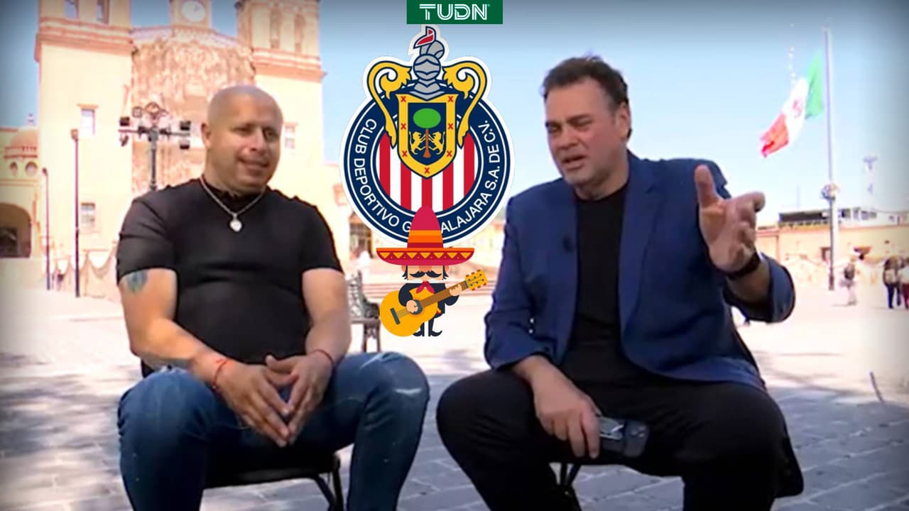¿Chivas debe dejar de jugar sólo con mexicanos? Bofo sorprende con su respuesta