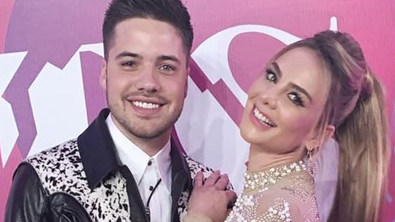 Ximena Córdoba y William Valdés se reencontraron y recordaron su etapa en Despierta América cantando ‘El Weather’