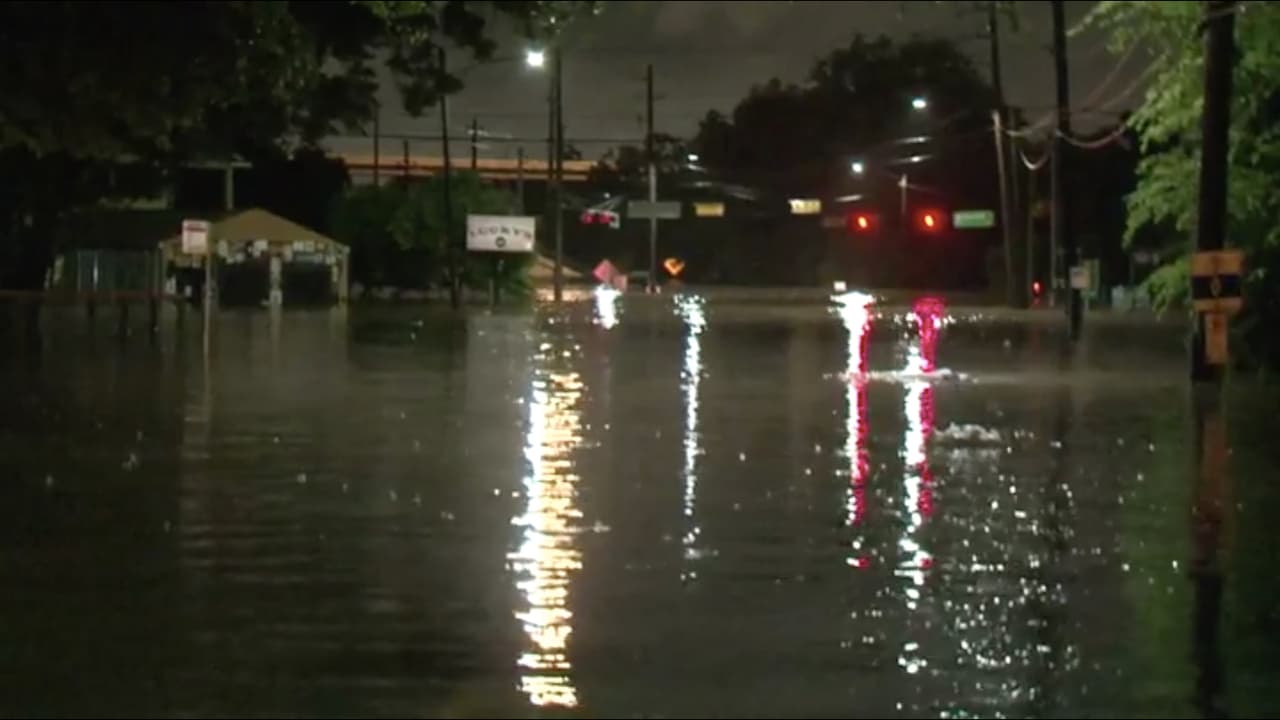 On Saturday public safety officials warned that the floods caused by Harvey would be more serious than those recorded in 2015 during the Memorial Day holiday.