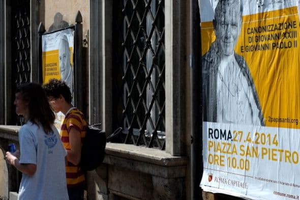 - 23: los ministros, junto a sus respectivos acompañantes.