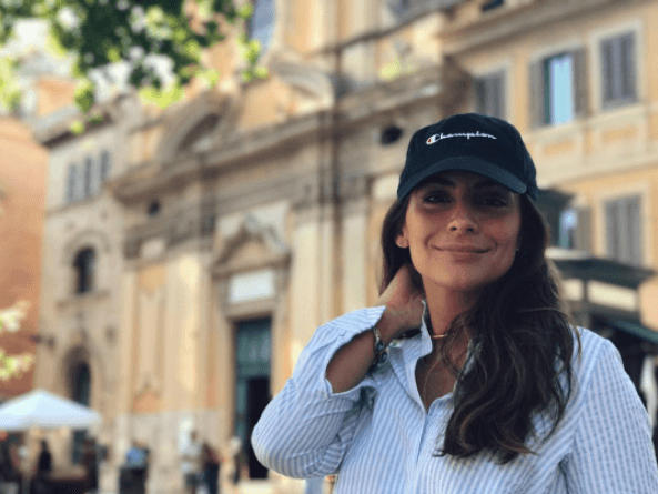 Pero antes de adentrarse nuevamente en el trabajo, Ana Brenda e Iván se fueron de tour por las lindas calles de Roma.