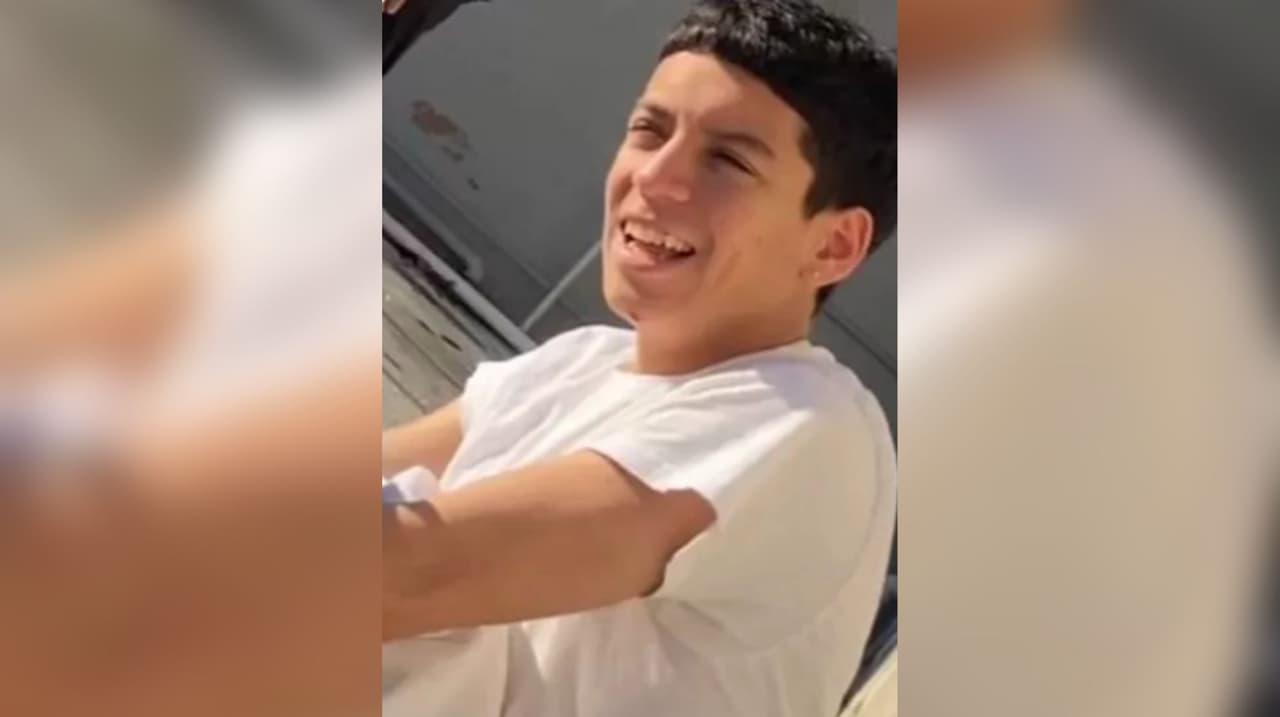 La Policía de East Palo Alto investiga el asesinato de Inty “Manitas” Arellano García, un joven latino de 15 años, el cual se registró en la cuadra 1900 de Manhattan Avenue. El asesinato ocurre a un mes del tiroteo en el parque infantil Jack Farrell.