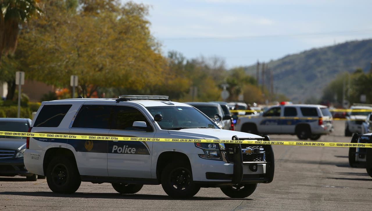 Sujeto apuñala hasta la muerte a su esposa en Phoenix; ya fue detenido por la policía