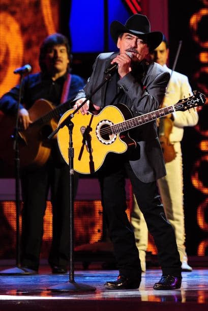 Pero ese periodo terminó el domingo pasado, parí a mi hijo a la luz eterna, fue un paso doloroso que me llena de satisfacción porque fue un honor muy grande acompañarlo a su último viaje terrenal... Atrás de estas lágrimas hay un gran regocijo. Mi sonrisa no es tan bella como la de mi hijo. Yo le prometo que de ahora en adelante llevaré la mejor de mis sonrisas. No estén tristes, si van a llorar que sea de felicidad... Te amo, hijo".