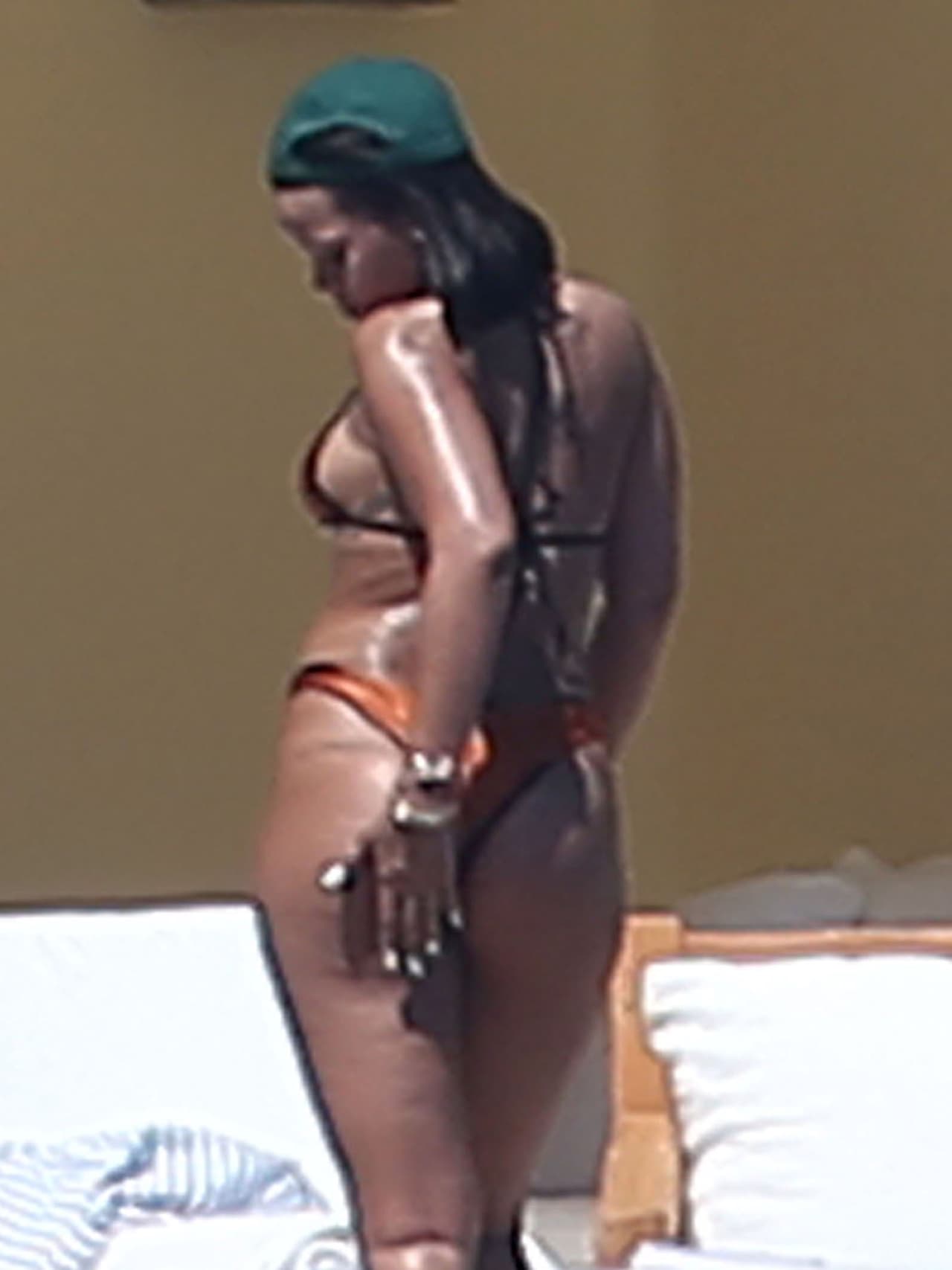 Rihanna pasó unos días de descanso en Casa Aramara, un condominio de lujo en Puerto Vallarta, México.