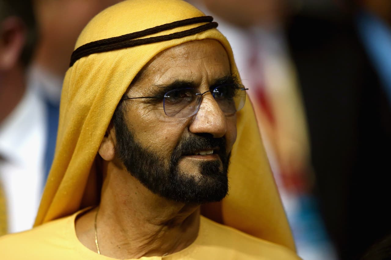 Por su parte, Mohammed bin Rashid al-Maktoum, de 69 años, es uno de los hombres más ricos del mundo. Es fundador y propietario de los establos de carreras de caballos Godolphin.