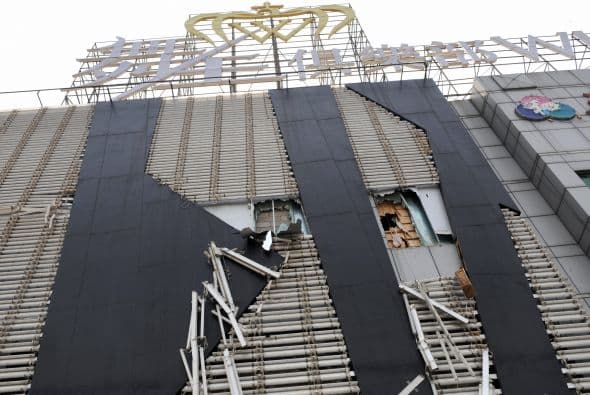 20 septiembre 2008, China: 44 muertos y 87 heridos en el incendio de una discoteca en Shenzhen (sur), provocado por lanzamiento de fuegos artificiales en el interior del recinto.