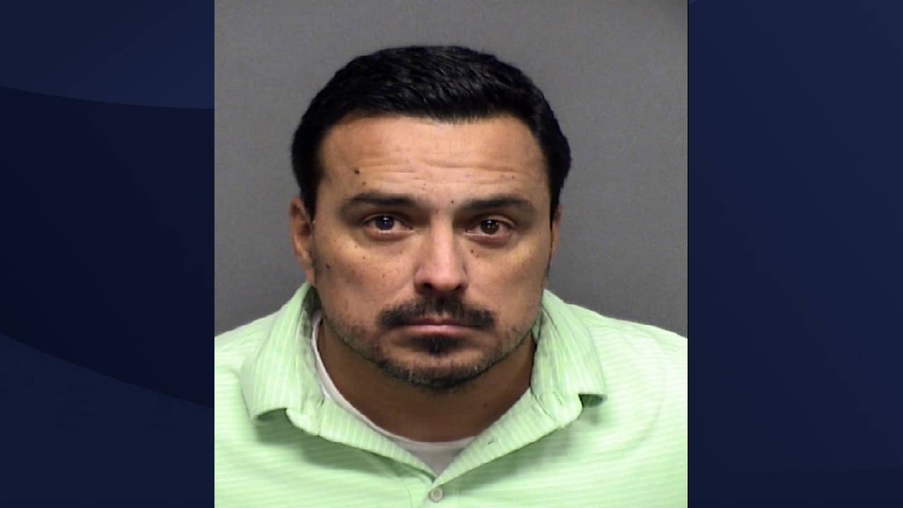 Acusan a maestro de abusar sexualmente de una adolescente de 16 años