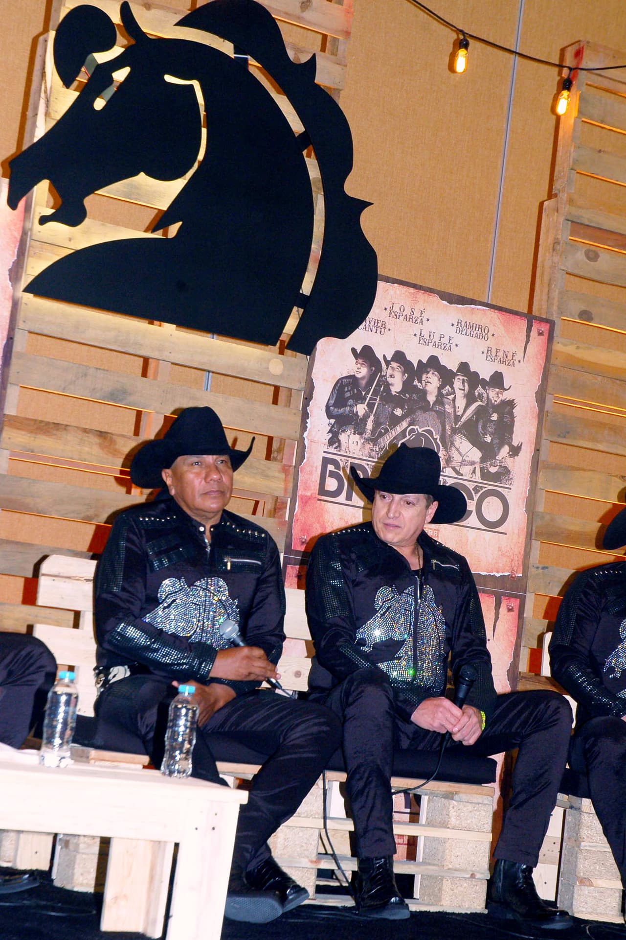 El texto continúa: "Te invito a que con la confianza que siempre nos hemos tenido, nos sentemos a hablar de cualquier inquietud que tengas, para tratar de resolver de la mejor manera".