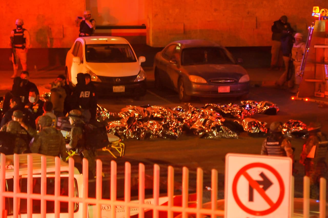 La Fiscalía General de la República de México, confirmó que del total de fallecidos, 37 perdieron la vida en el centro de detención y dos en el hospital. Además, hay 29 que están graves.