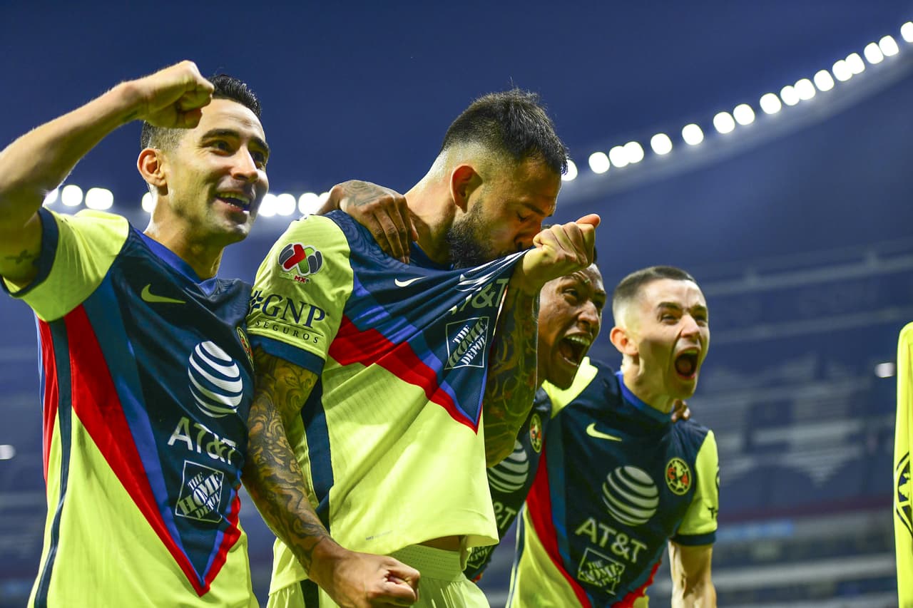 Emanuel Aguilera se convirtió en el defensor con más penales anotados para las Águilas con 9.