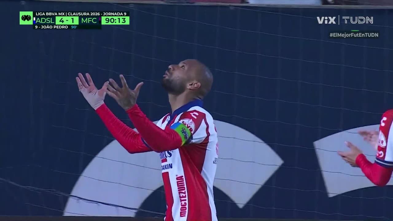 ¡Doblete! Joao Pedro liquida el partido con el cabezazo