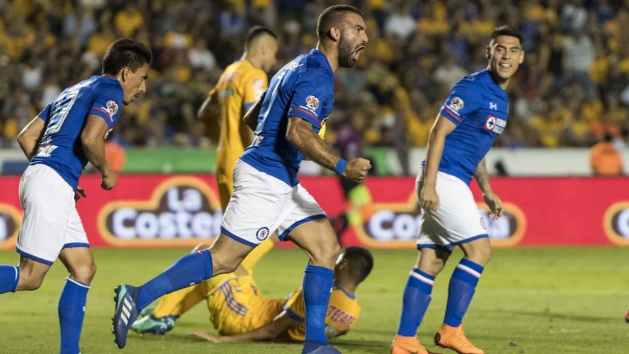 Cruz Azul va por su primer examen de la era Peláez, ante Tigres
