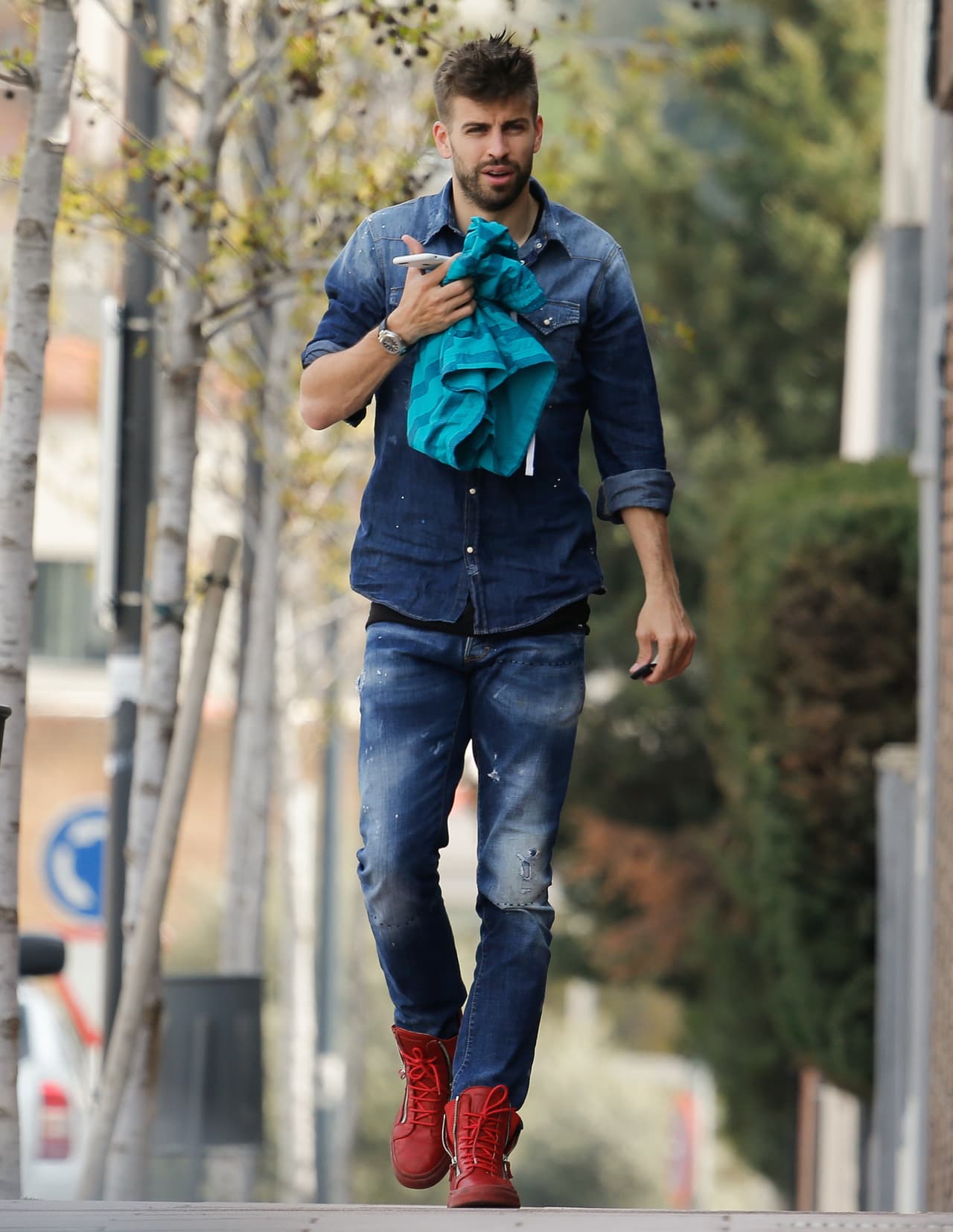 Es un papi súper responsable y amoroso, según ha revelado la cantante.