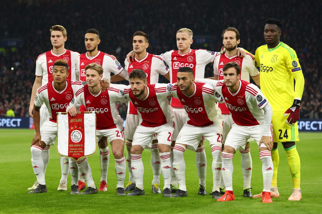 <b>17.-</b>
<b>Ajax:</b> 372.0 millones de euros.