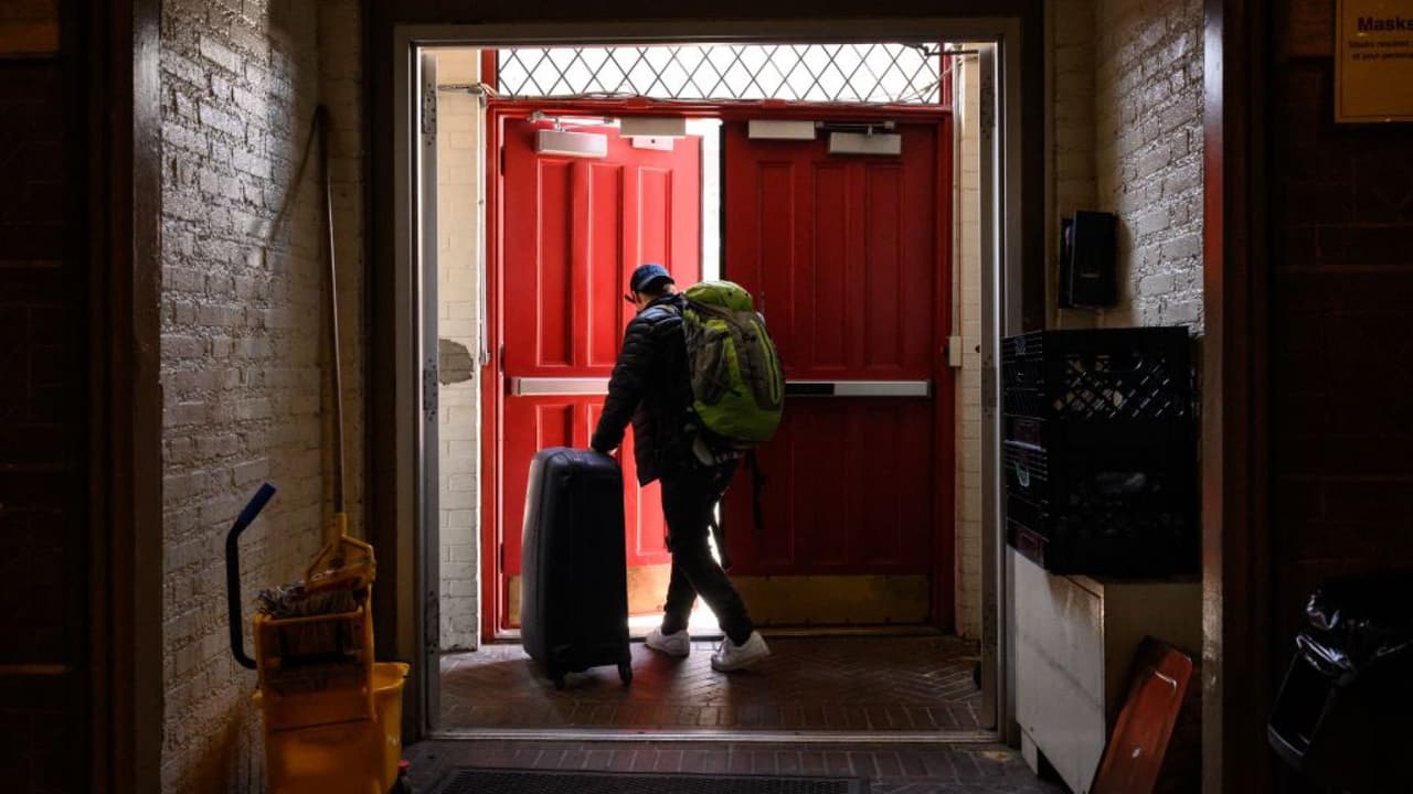 Anticipan oleada de desalojos en Nueva York por aumento del precio de los alquileres