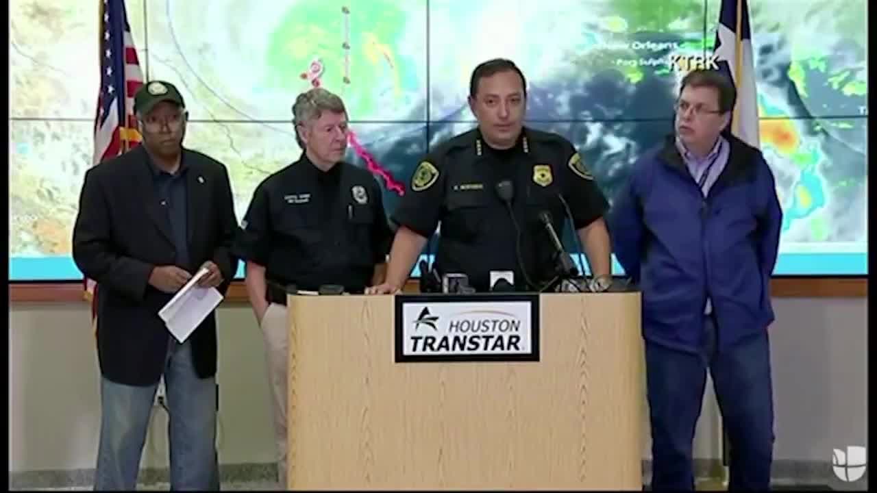 Muere una mujer en Houston por inundaciones, la segunda víctima de Harvey