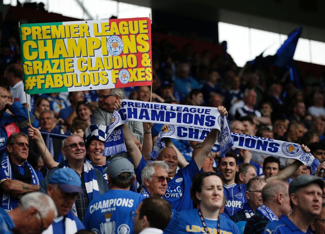 El Leicester vivió un día de fiesta celebrando su campeonato de la Premier.