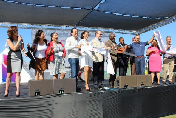 Miles se dieron cita en la séptima edición de la Feria de Educación que se festejó en Cal State Dominguez Hills. Te compartimos fotos de la concurrida celebración escolar.