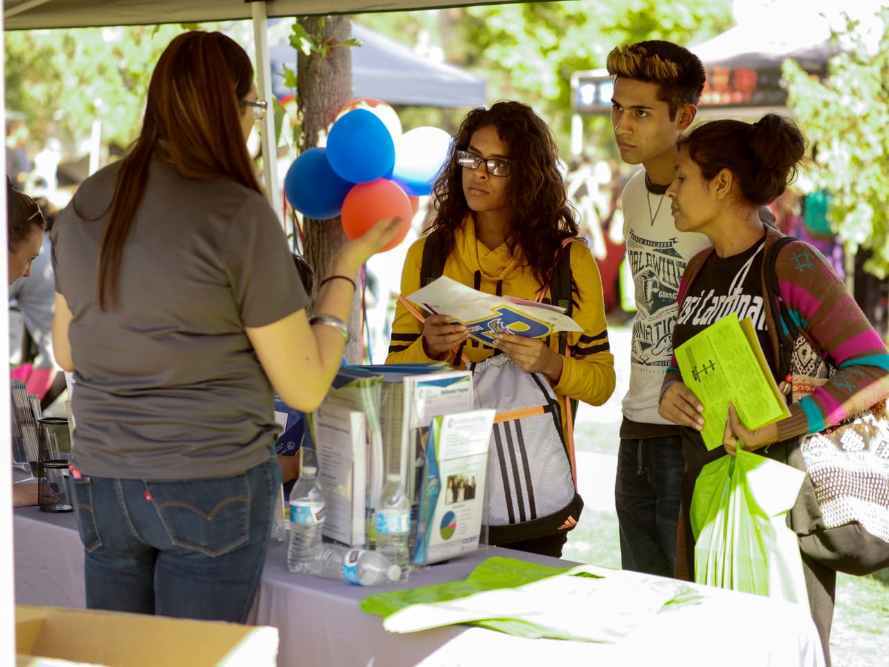 Desde Modesto a Bakersfield; familias hicieron el viaje a Fresno State para aprovechar toda la información importante para el futuro de nuestras familias.