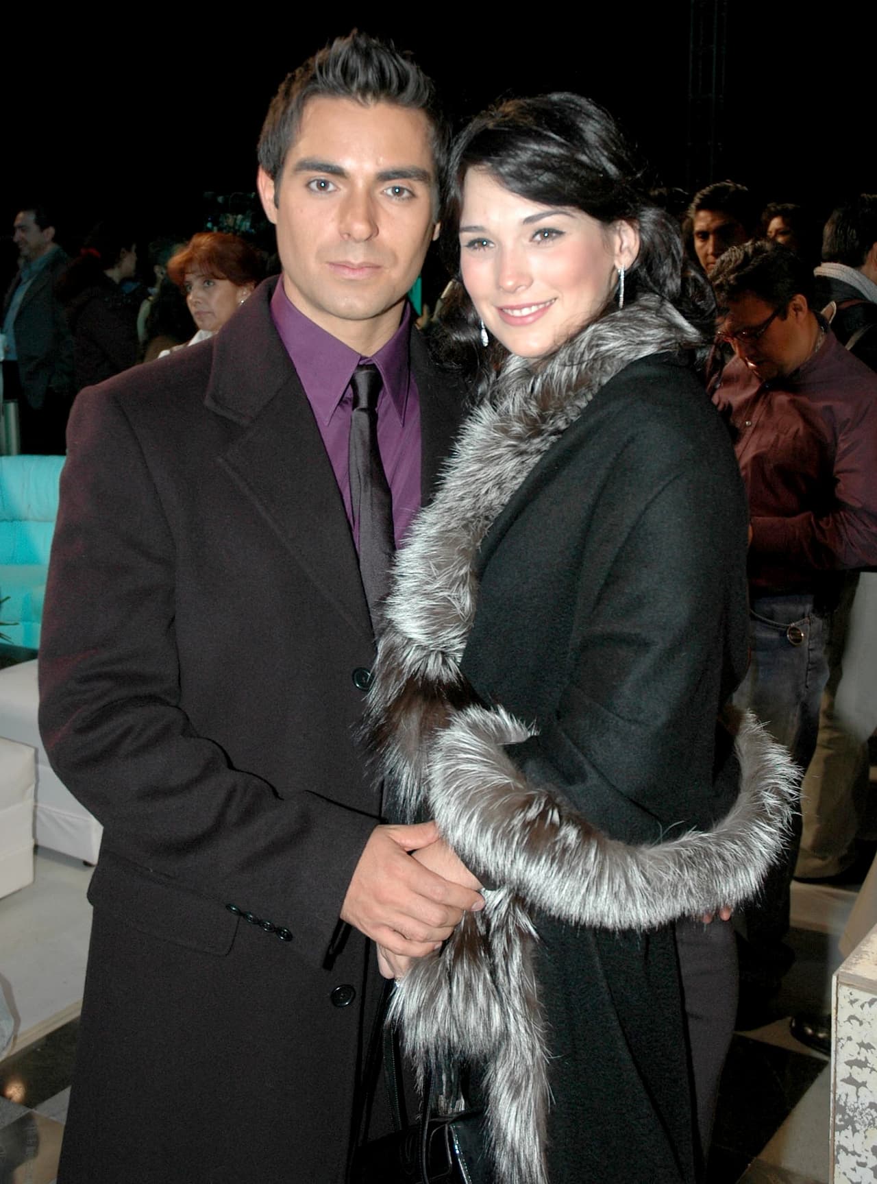 Pero no todo es su carrera artística; Ernesto se casó el 18 de marzo de 2007 con Rosario Ruiz.