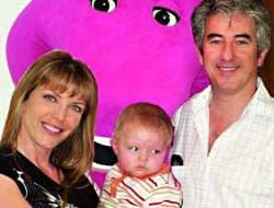 La familia unida por el bebé