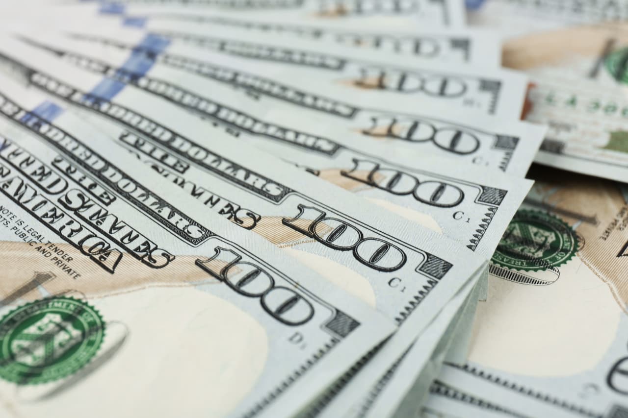 Oportunidades que debes aprovechar este mes: La opción inteligente. Una compra importante que puede ahorrarte mucho dinero, de ahí la necesidad de ahorrar o al menos tener una reserva para hacerle frente y poder resolver situaciones exitosamente.