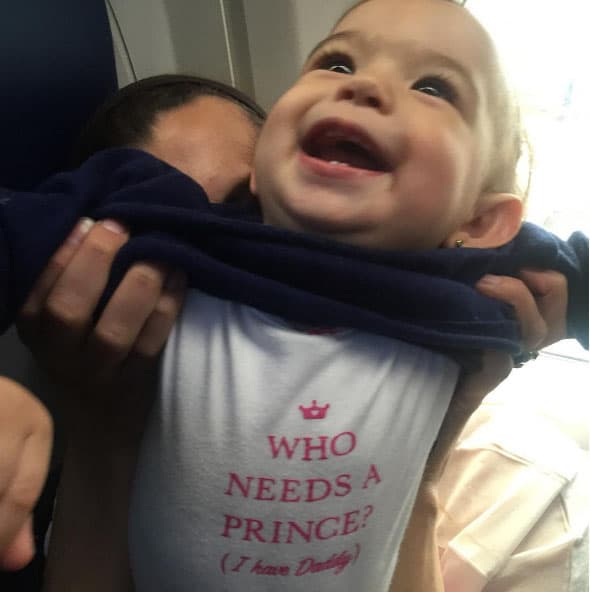 Alan Tacher: "Quién necesita un príncipe si me tiene a mí, ¿verdad Michelle Tacher Bernal ? Hahaha .. Bueno eso dice su playera!". (Junio 11, 2016)