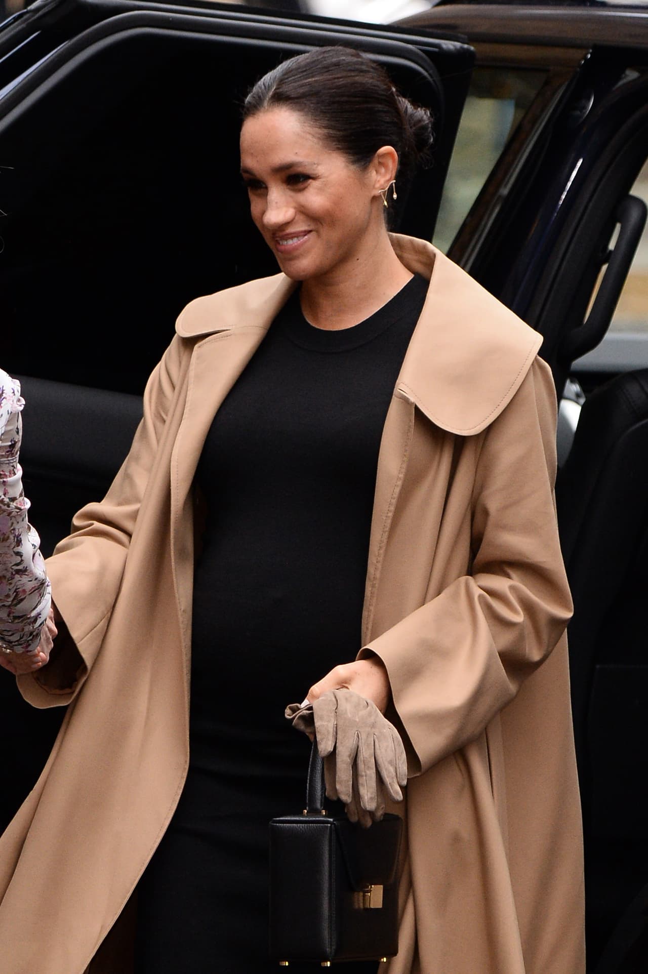 <b>10 de enero de 2019</b>
<br>
<br>La primera aparición pública de Meghan Markle en 2019 
<b><a href="https://www.univision.com/entretenimiento/realeza/meghan-finalmente-lleva-un-buen-look-de-embarazo-ya-lo-habia-intentado-una-vez-y-fallo-fotos" target="_blank">fue para visitar</a> </b> la empresa Smart Work, que ayuda a las mujeres a vestir adecuadamente en lugares de trabajo.