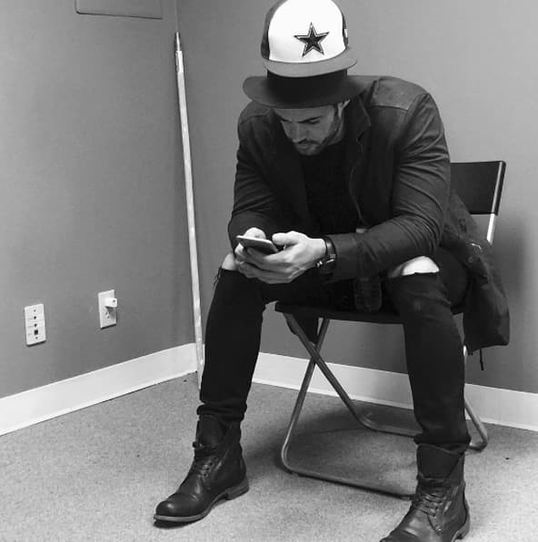 <b><a href="http://www.univision.com/temas/william-levy">William</a></b> busca darle a sus hijos lo que él no tuvo: "Cuando yo era pequeño me faltaba un poco de apoyo por parte de mi padre, pero yo sé que hoy en día eso es muy importante. Yo soy de las personas que no quiero forzarlos a nada a diferencia de esos papás que obligan a sus hijos a hacer algo para lo que los niños no tienen el talento suficiente y además sufren por eso", explicó para 
<b><a href="http://www.univision.com/shows/el-gordo-y-la-flaca">'El Gordo y la Flaca'</a></b> hace un par de años.