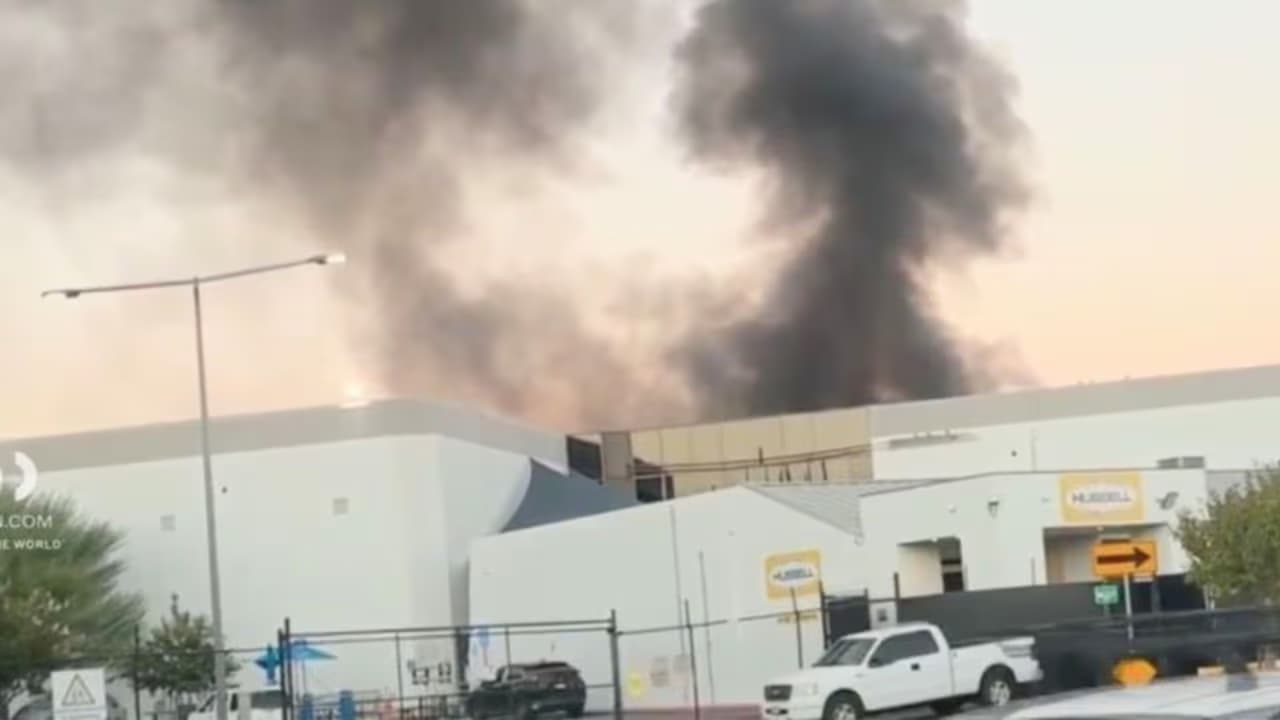 El helicóptero se encontraba sobrevolando la zona en donde más temprano ocurrió un accidente entre la SUV y el autobús de Metro. Más tarde las autoridades confirmaron que se trataba de una aeronave que trabajaba para una televisora.