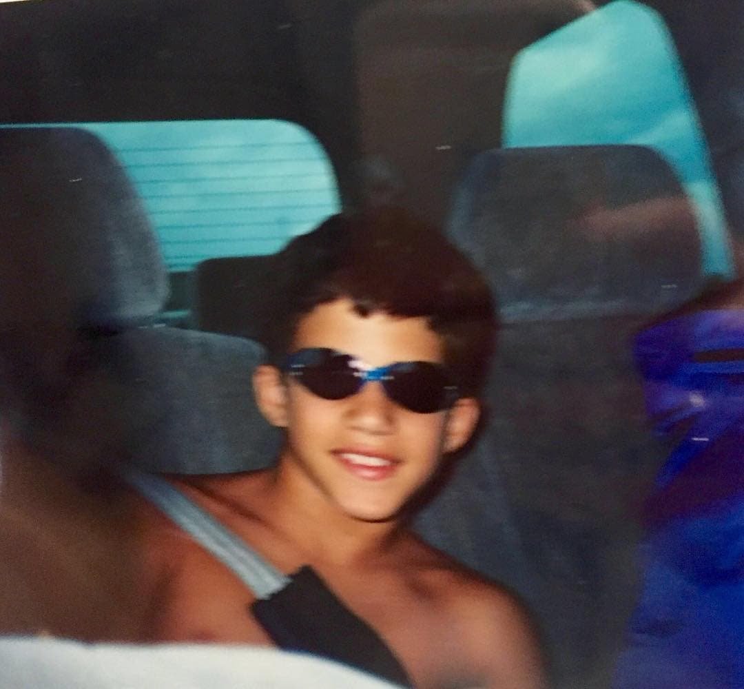 Leyva, quien se retiró de la gimnasia para perseguir su carrera de actuación, confesó que los actores Jackie Chan y Jim Carrey lo inspiraron desde pequeño.