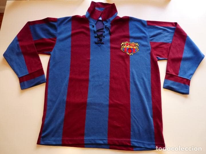 <b>Playera de 1899</b>, la cuarta camiseta en la historia del club.