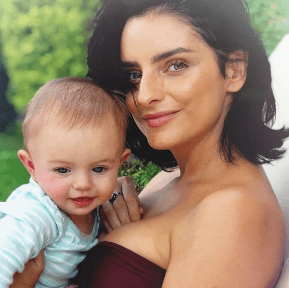 La lactancia es uno de los periodos más bonitos e importantes en la vida de un bebé, no sólo por los nutrientes de la leche materna que necesita para su desarrollo, sino también por el profundo vínculo que se crea entre el recién nacido y la mamá.