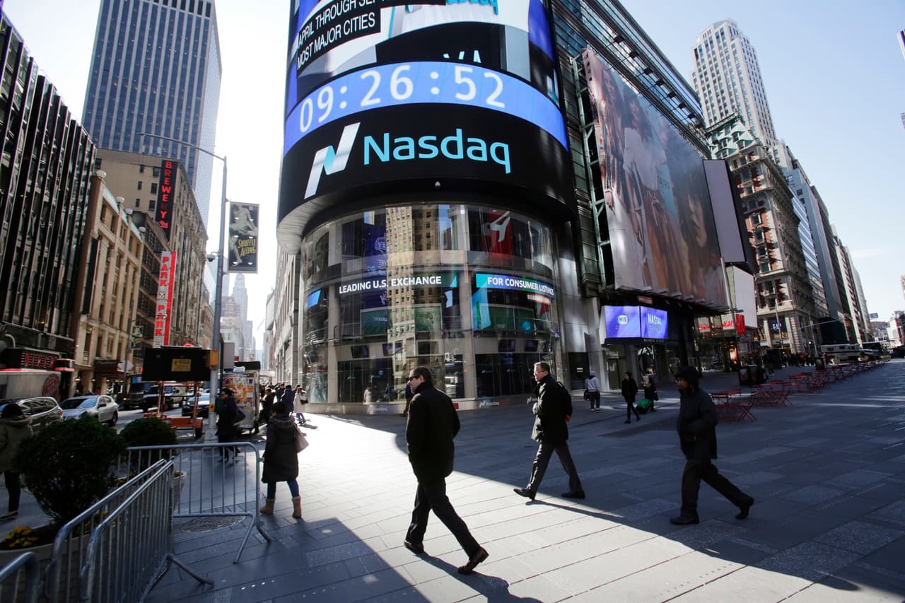 La economía de EEUU creció en el primer trimestre a su ritmo más modesto de los últimos dos años