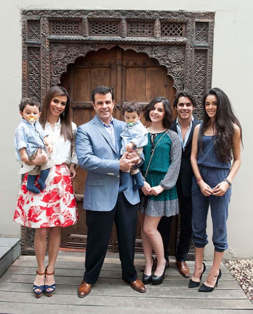 La familia completa.