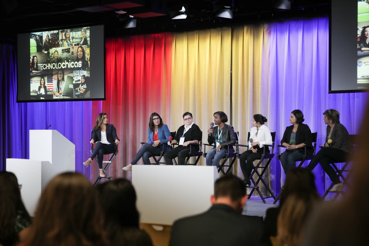 "En este momento las latinas representan sólo 1% de la fuerza laboral de computación del país", según cifras de NCWIT.