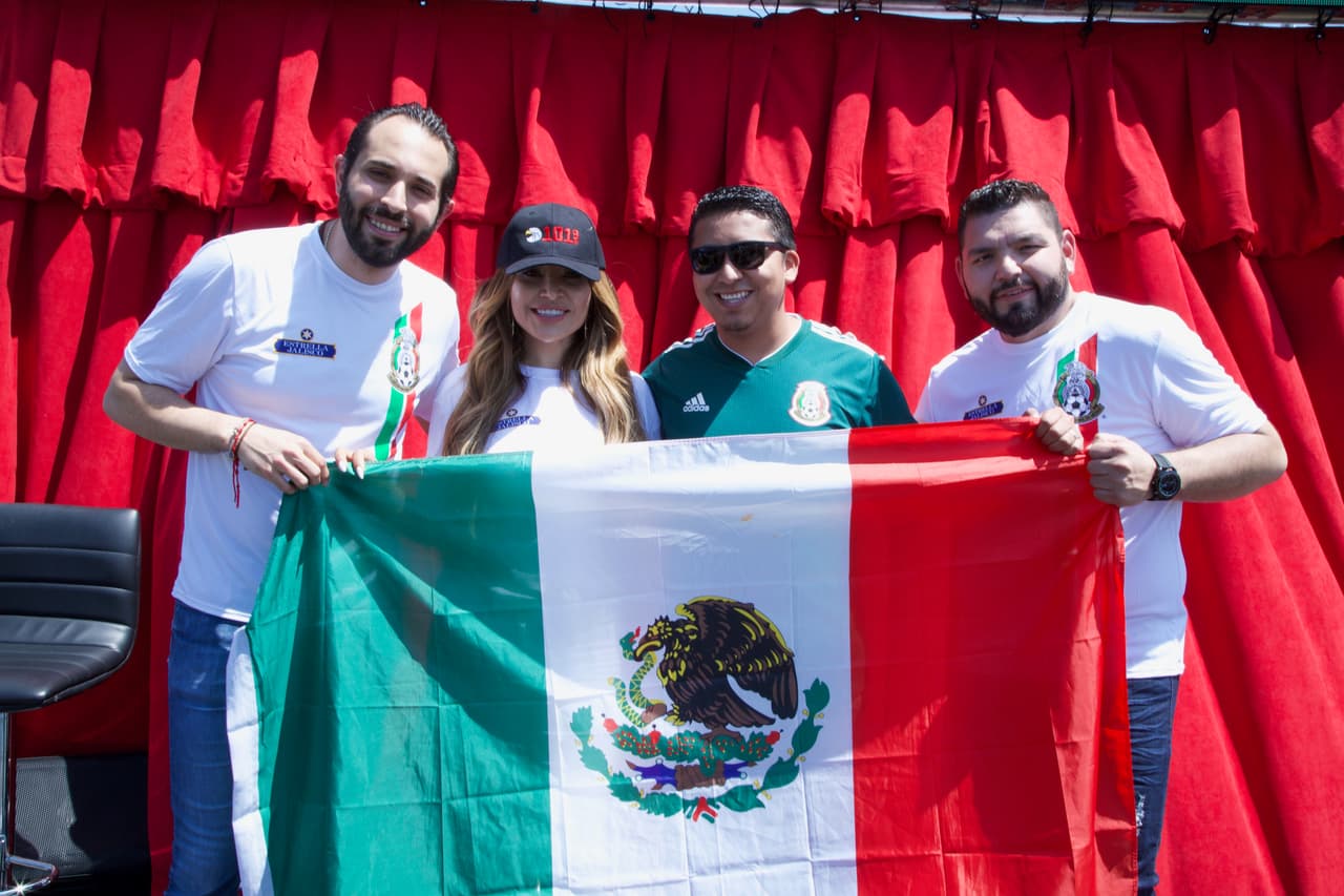 <b>¡VIVA MÉXICO!</b>