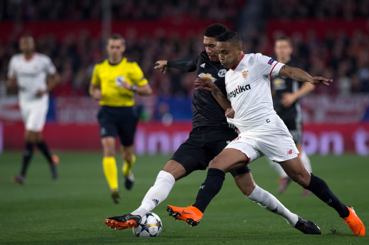 Incluso, el colombiano Luis Muriel tuvo la más clara al cabecear de frente al arco de David de Gea, quien evitó el tanto con una excelente reacción.