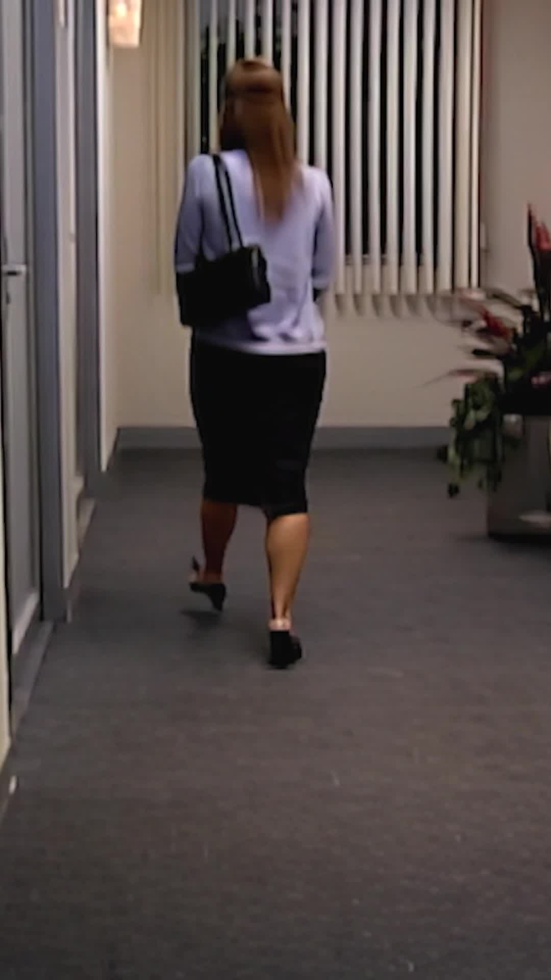 Lucía descubre a Ramón con Rebeca