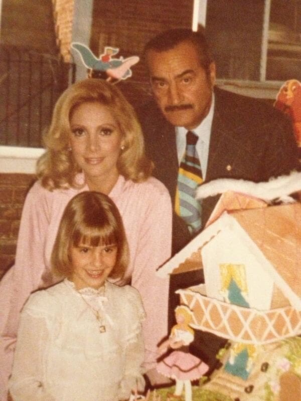 El gran amor que Jacqueline Andere sentía por su esposo, José María Fernández, no tiene punto de comparación. A pesar de que la actriz se quedó viuda desde el 18 de junio de 1997, nunca pasó por su mente rehacer su vida. La pareja tuvo una hija, la también actriz Chantal Andere.