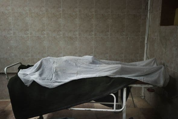 Lo más escalofríante es que además incluye una prohibición expresa de llevar cadáveres en automóviles particulares o de carga.