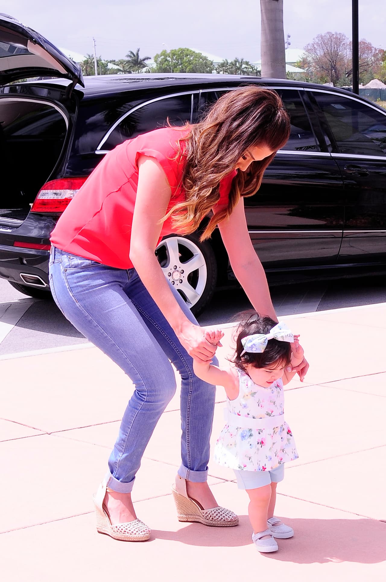 La pequeña decidió dar sus primeros pasitos el mismo día del cumpleaños de su padre, el 11 de abril. ¡Toda una belleza de niña!