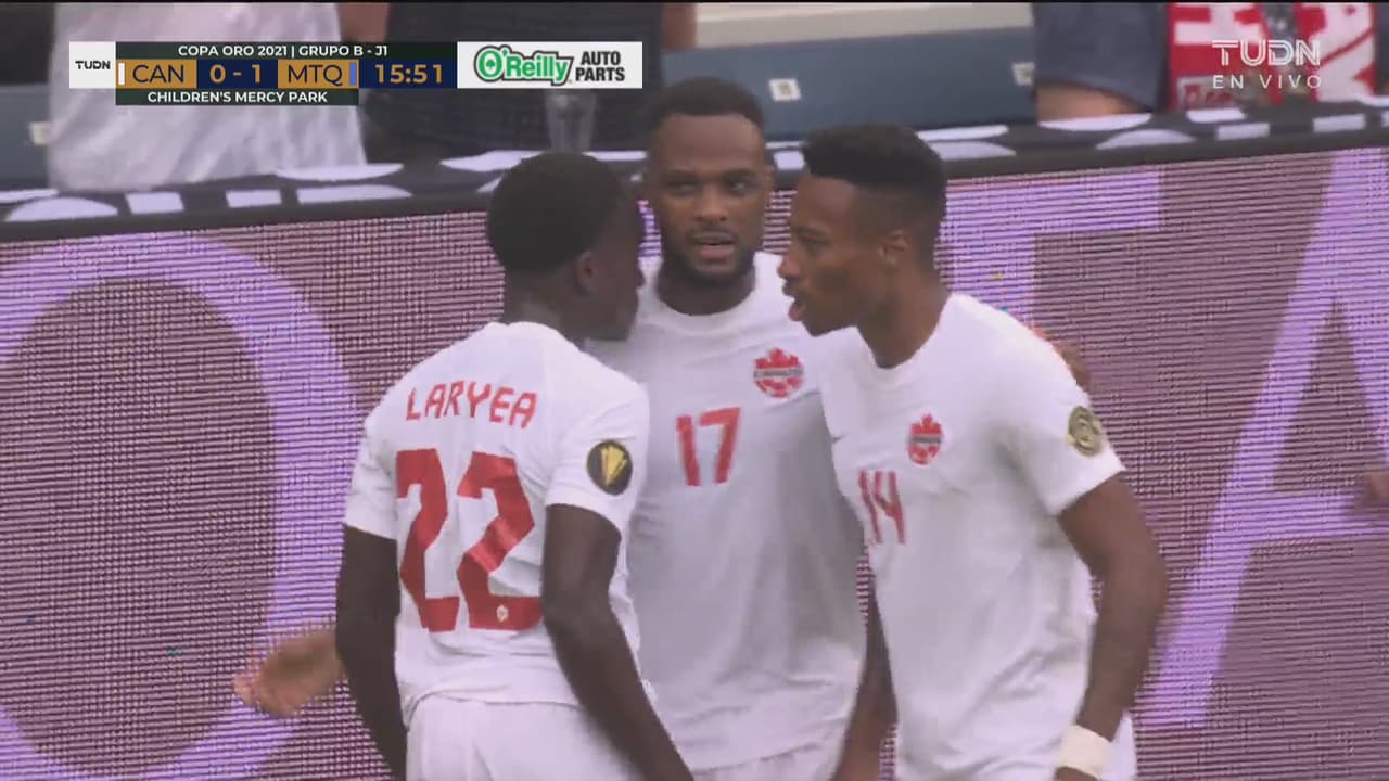 ¡Canadá lo iguala enseguida! Cyle Larin cabecea potente para el 1-1