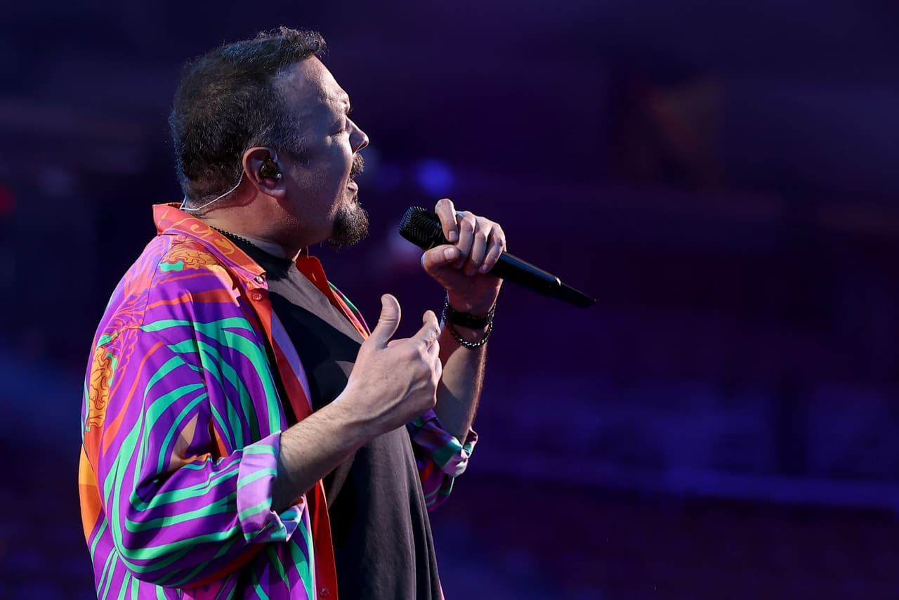 Y no será la única de la dinastía Aguilar que brillará en el escenario de Premio Lo Nuestro 2022, pues Pepe Aguilar también tiene preparada una participación especial en el tributo al 'Charro de Huentitán'.