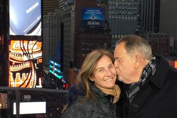 Trabajando o en casa con familia y amigos, los famosos de Univision se la pasaron de lo mejor despidiendo el 2014. ¡A celebrar, como debe ser!