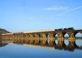 El puente de Rockville en Harrisburg es el puente de arco de piedra más largo del mundo. Son 3,820 pies.