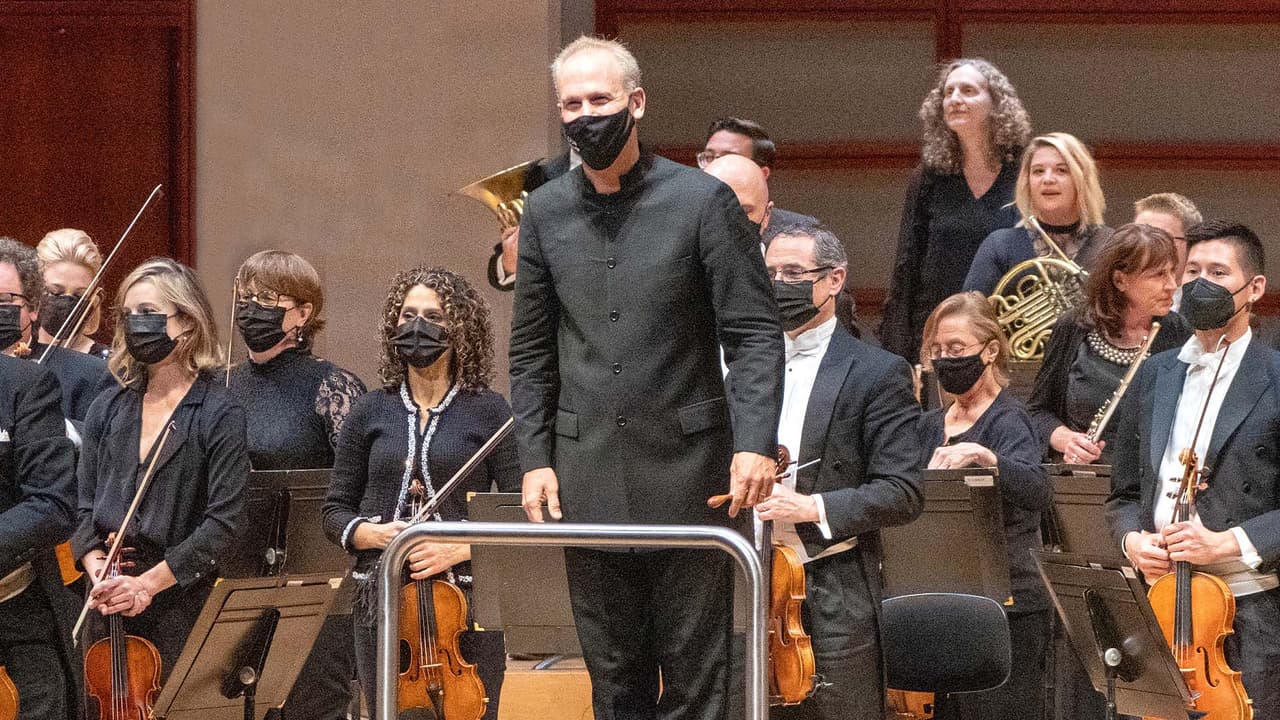 Mexicano es el nuevo director de la Sinfónica de Carolina del Norte