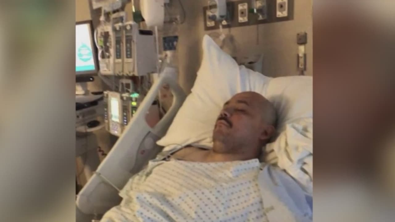 Padre de familia intenta detener pelea y termina inválido
