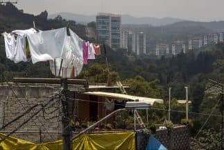 México, único país latinoamericano con salario mínimo inferior al umbral de la pobreza